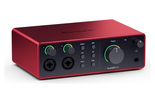 the Focusrite Scarlett 4i4 4th Gen